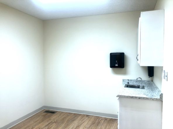 1225 Spring St, Dover, TN 37058